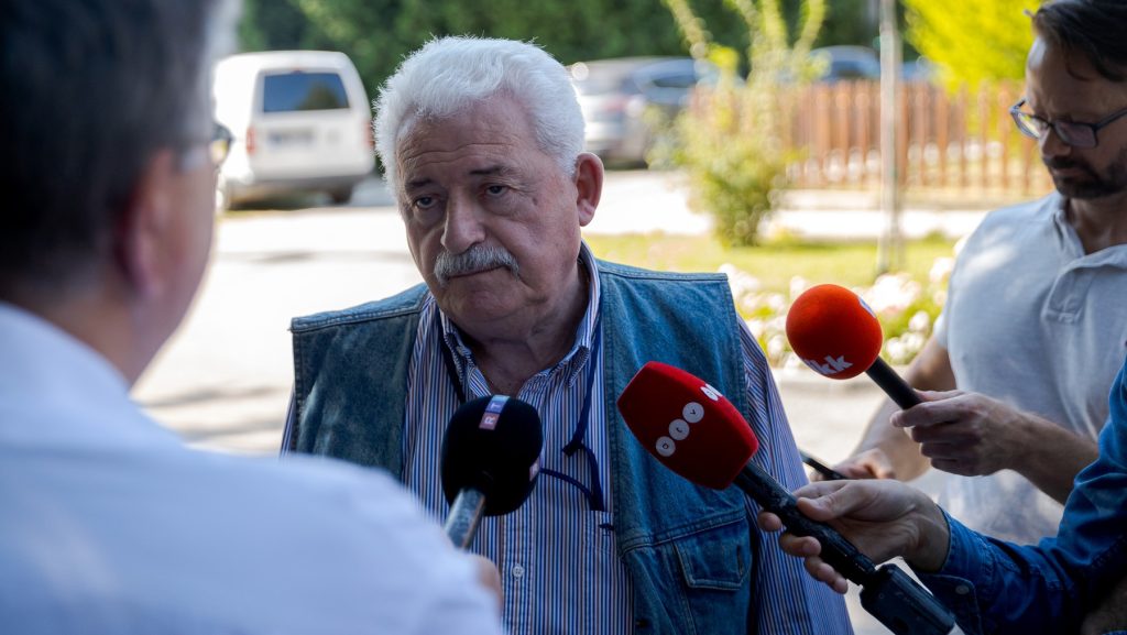 Minden nyugdíjasnak levelet küldött a kormány az állítólagos Tisza-adóról az Ügyfélkapura és a DÁP-ra