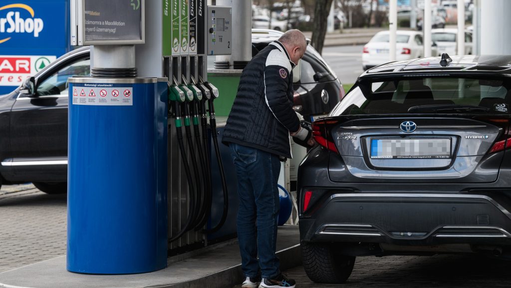 Így változik a benzin és a gázolaj ára