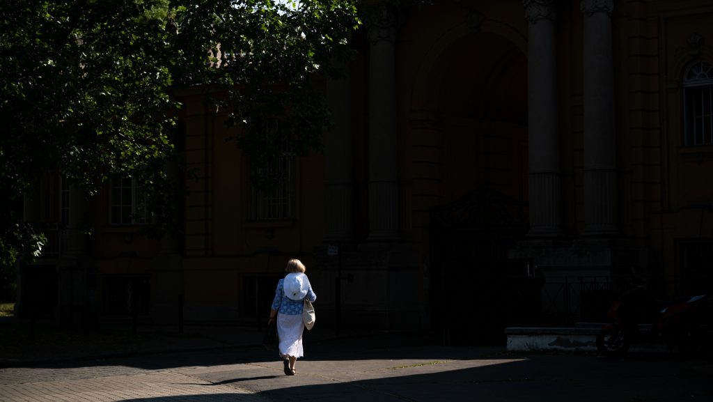 Rejtélyes nyugdíjkérdés: mi történik, ha egy Nők40-es nyugdíjas megözvegyül?