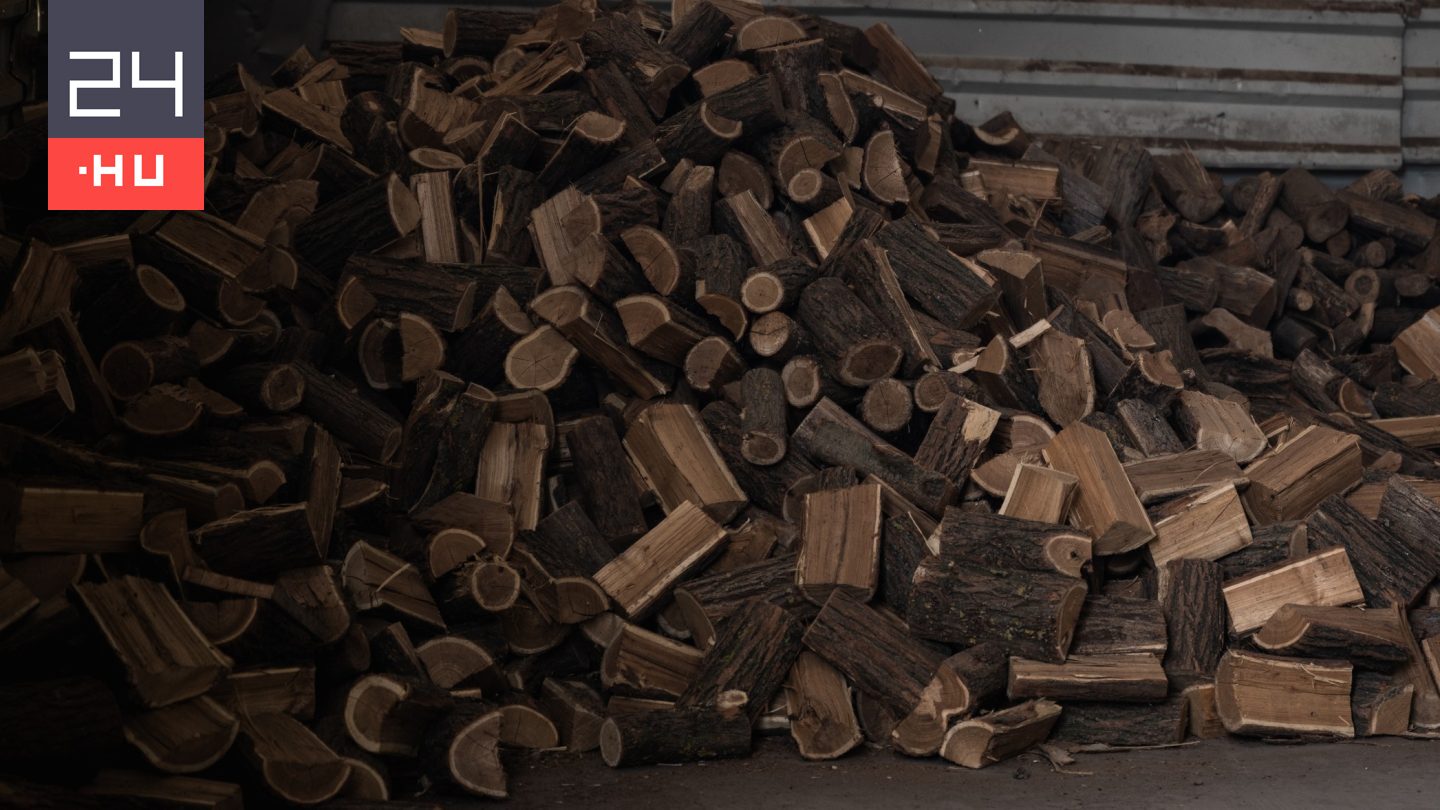 Idén sem emelt a kormány a szociális tűzifa keretén