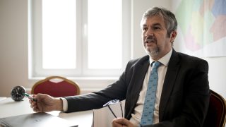 Hadházy Ákos kamion tüntetés, fuvarosok, lázár jános megijedt