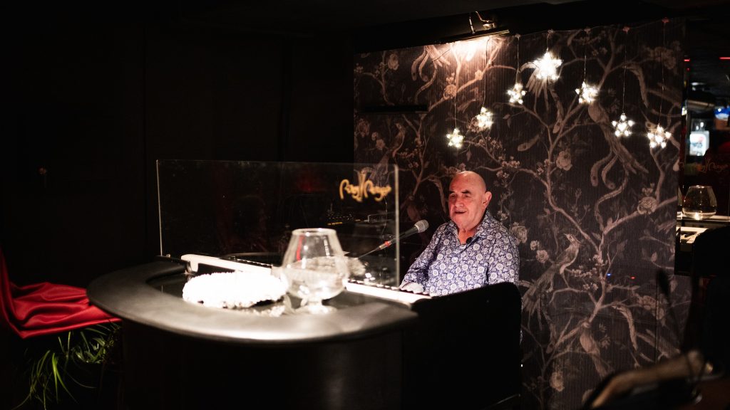 Hanuka bárzongorára: boldog ünnep – nincs ebből sok a zsidóknak