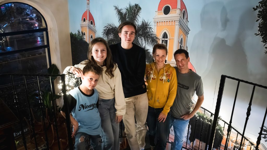 „Hol máshol lehetne nekünk egy városközponti, medencés villánk 25 millió forintért?” – egy magyar család kalandjai Latin-Amerikában