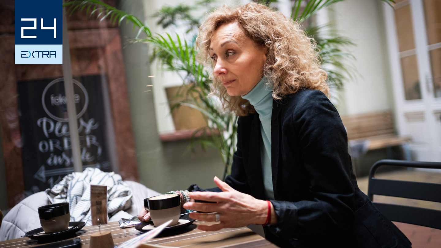 „Egyszer egy szülő azt mondta a játszótéren: nézzétek, ez egy földönkívüli!” – szülői történetek egy felnőtté vált autista gyerekről