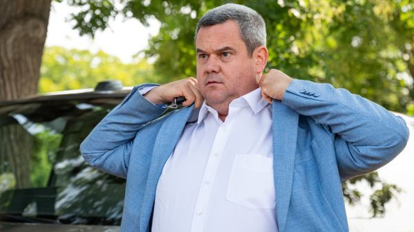 „Úgy bazmeg, hogy elromolhat bármi, amit használnak” – így fakadt ki Takács Péter, aki szerint „nem direkt szopatjuk a kisgyerekes családokat”