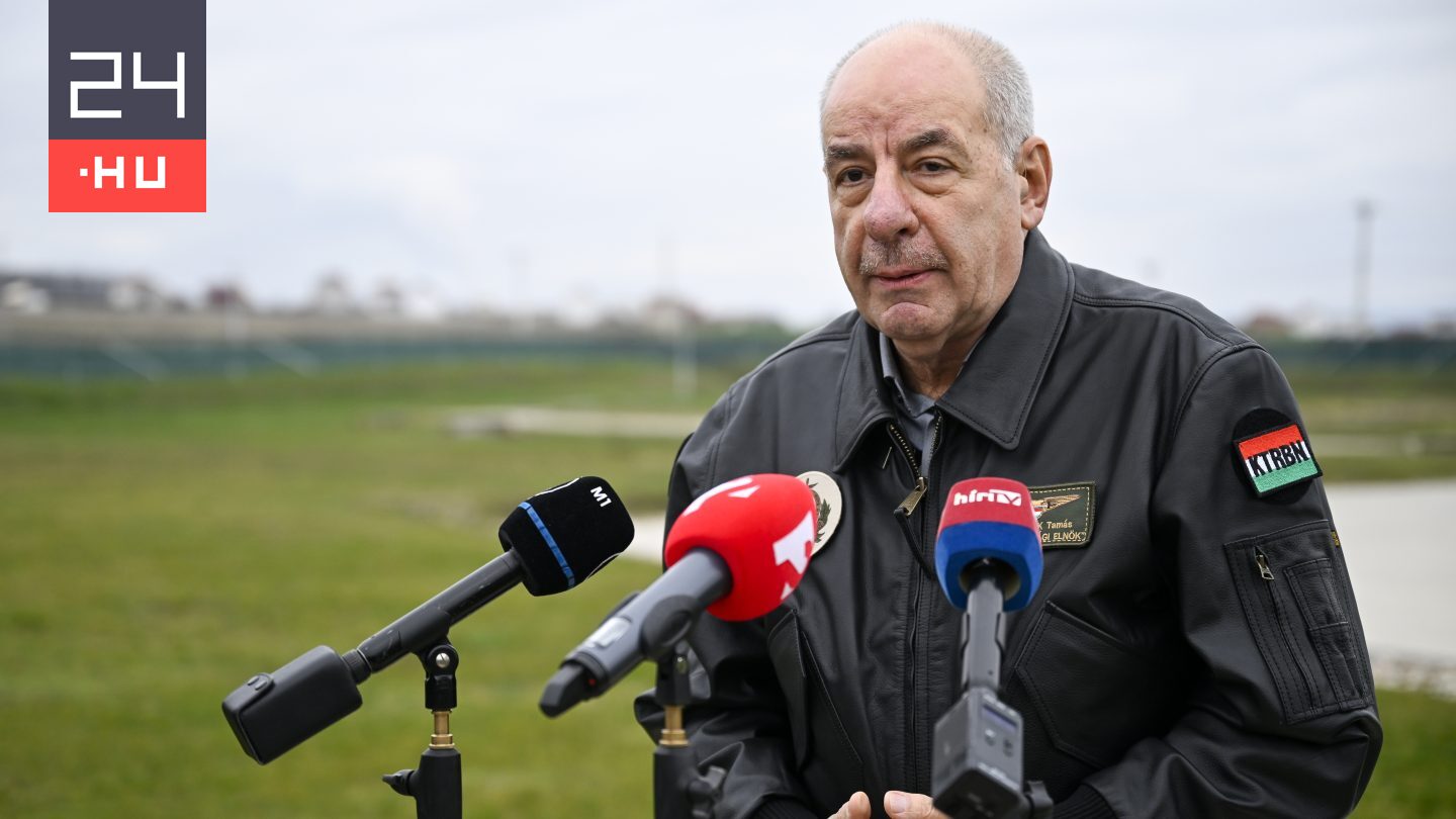 Az államfő moderátora egy szegedi fideszes képviselő, aki havi 400 ezer forintot kap csak azért, hogy rendelkezésre álljon