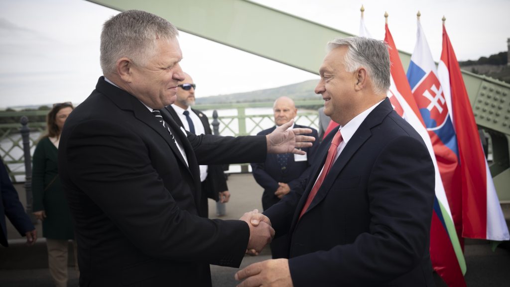 A szlovák államfő aláírta a Benes-dekrétumok megkérdőjelezésének bűncselekménnyé nyilvánítását