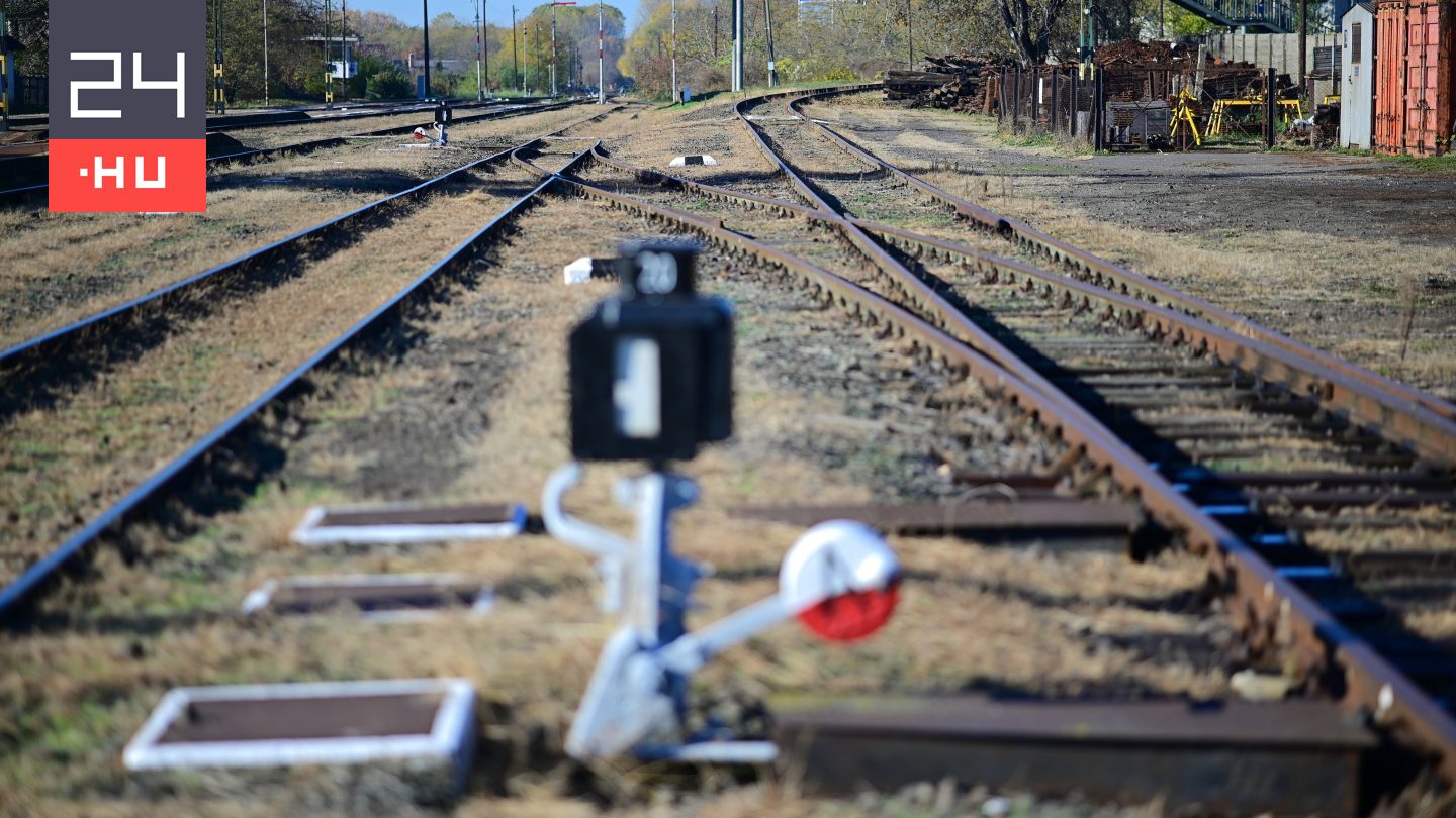 Negyedik vonatgázolás egy nap alatt: elsodort a személyvonat egy embert Mátészalkán