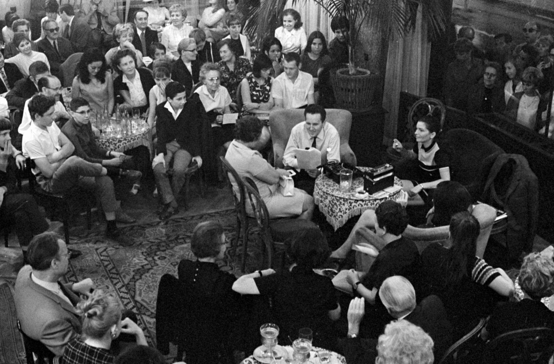 Száz éve szól a rádió – Nemzetegyesítés, propagandaeszköz, tömegszórakoztatás 19