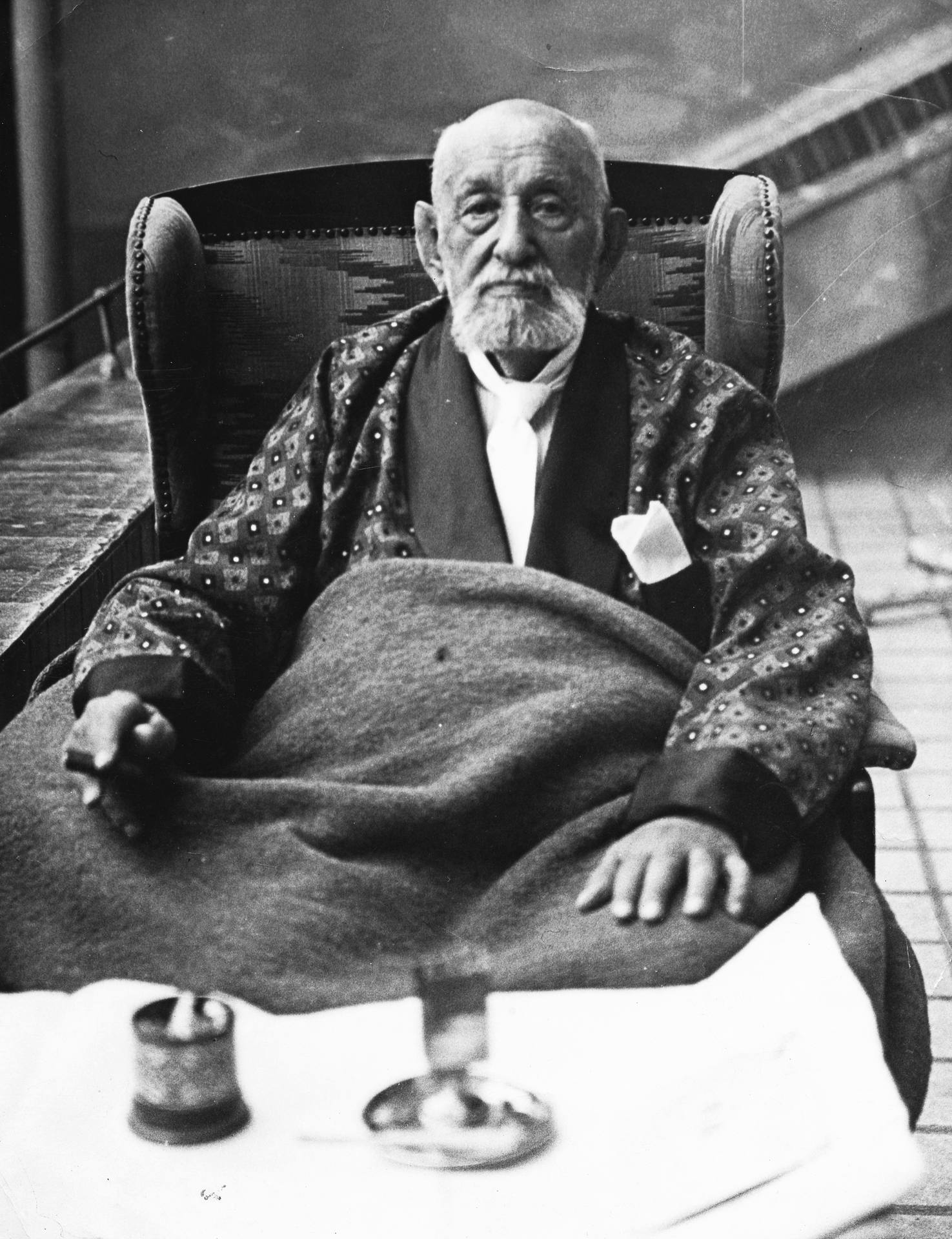 Száz éve szól a rádió – Nemzetegyesítés, propagandaeszköz, tömegszórakoztatás 3