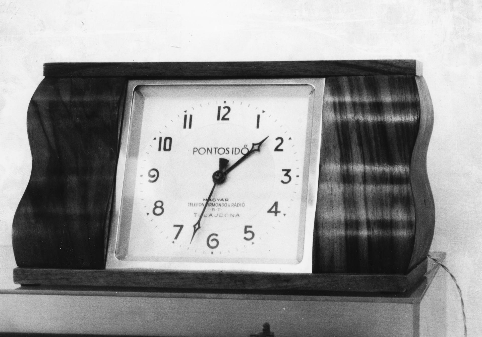 Száz éve szól a rádió – Nemzetegyesítés, propagandaeszköz, tömegszórakoztatás 4