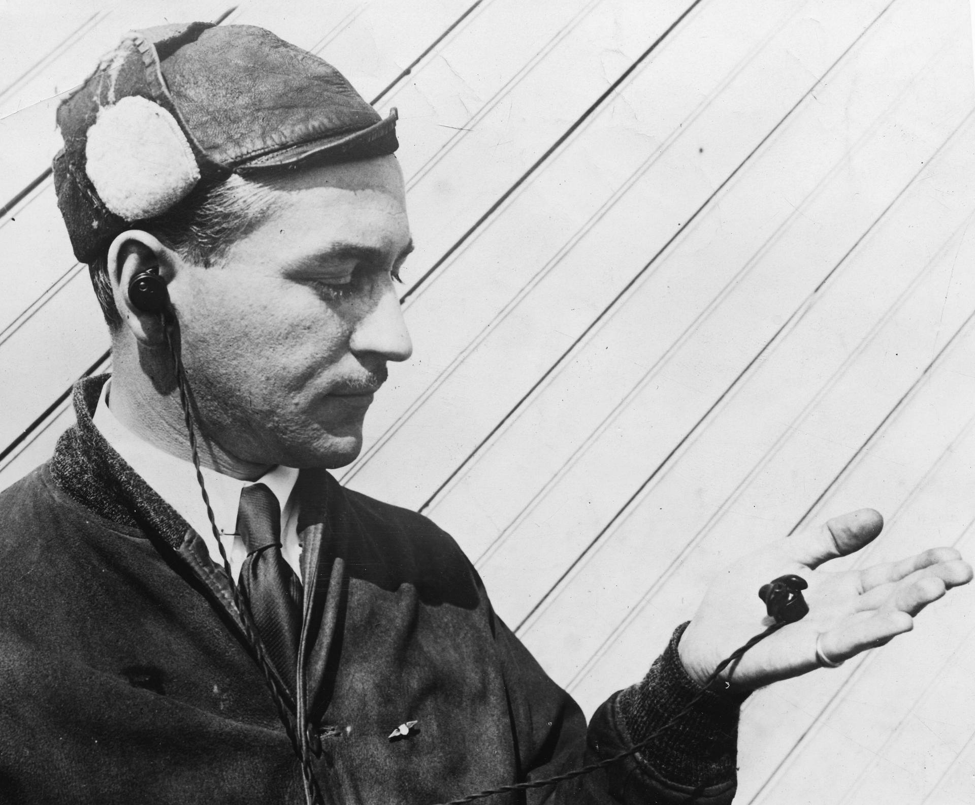 Száz éve szól a rádió – Nemzetegyesítés, propagandaeszköz, tömegszórakoztatás 1