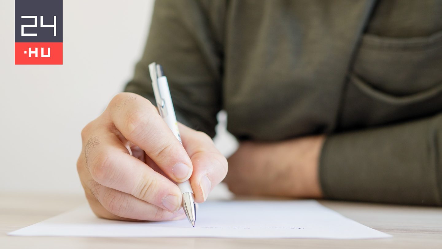 Rendőrök mentették meg egy férfi életét