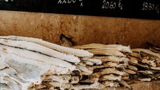 A bacalhau miatt nem akart Nagy-Britanniába utazni unokájához a nagypapa.