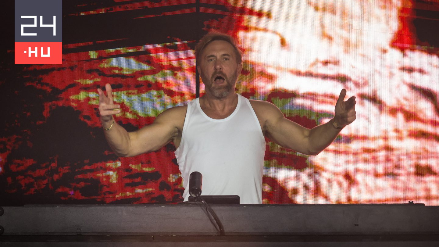 Ez volt a dal, ami miatt több mint 11 millióra büntette a Médiatanács a Rádió1-et