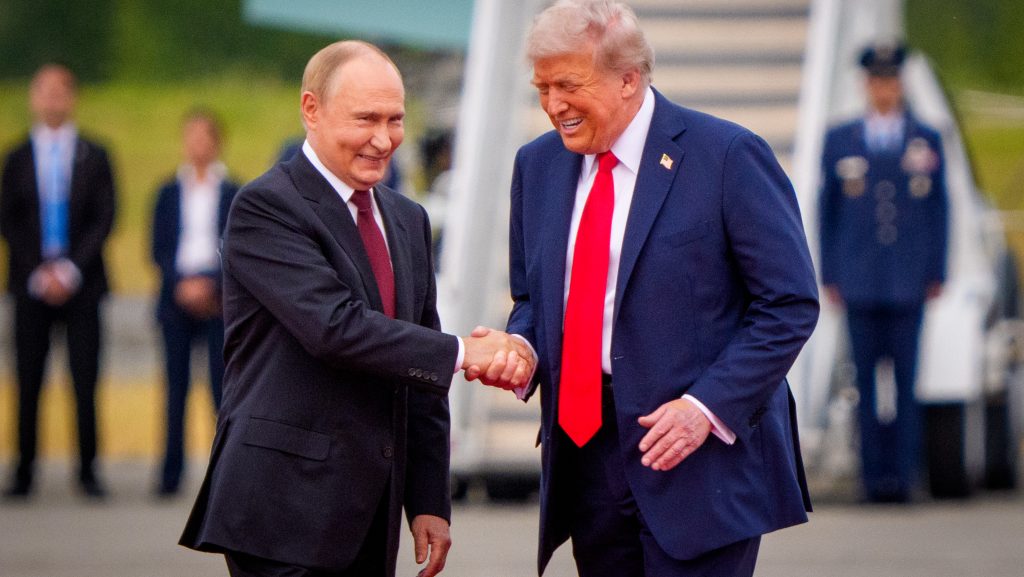 Putyin karácsonyi üdvözlőt küldött Trumpnak, a Kreml szóvivője Zelenszkij elmeállapotát elemezte