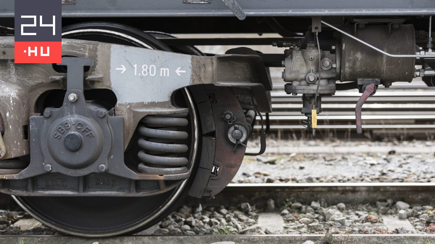 Holtan talált egy MÁV-dolgozó egy embert Érdnél, a férfi kiugorhatott egy vonatból, vagy egy szerelvény üthette el