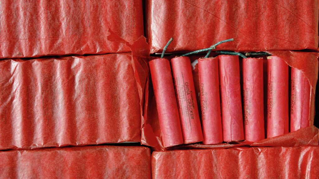 Autóból árulta a tűzijátékot és a petárdát a VIII. kerületben, lekapcsolták