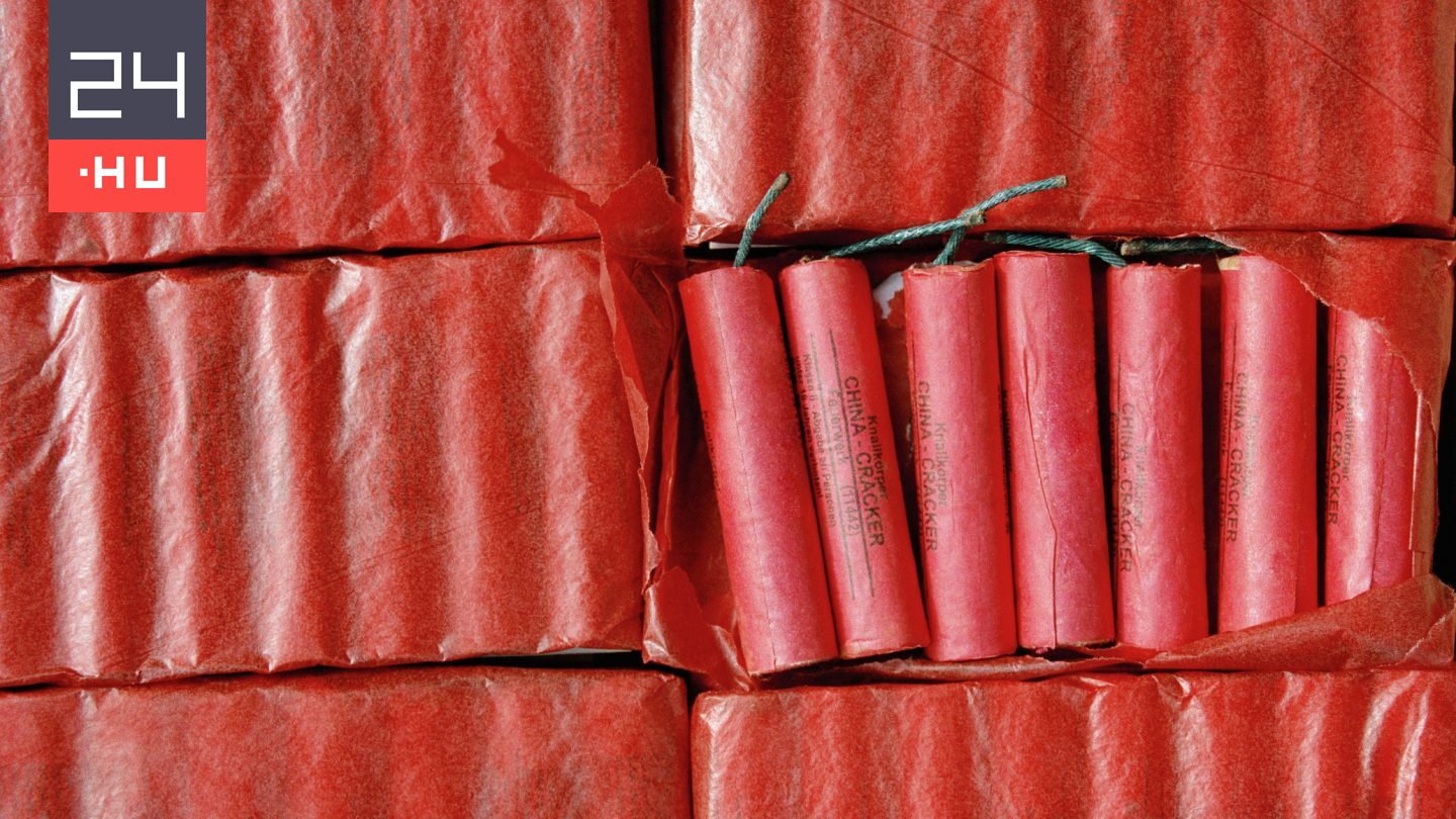 Autóból árulta a tűzijátékot és a petárdát a VIII. kerületben, lekapcsolták