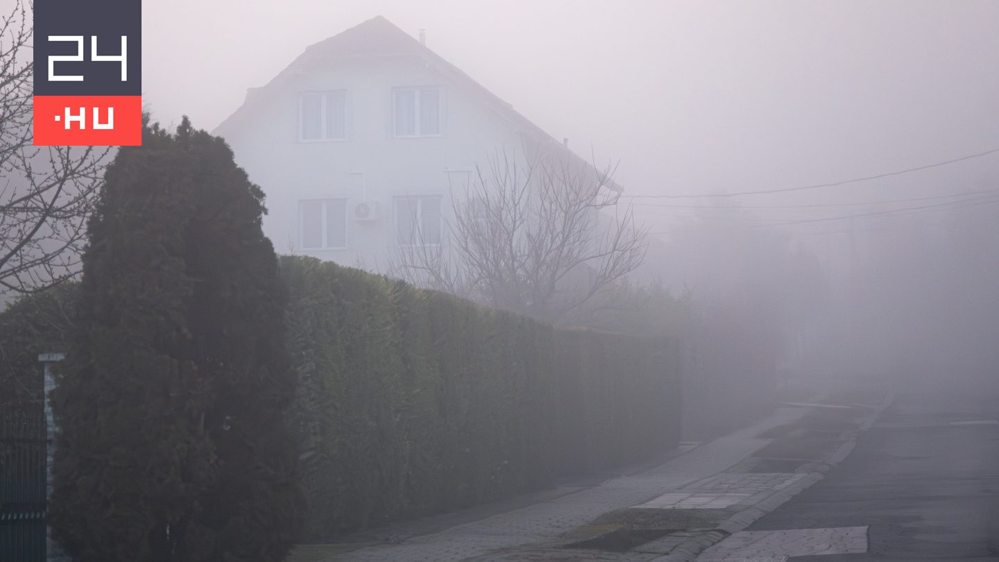 Marad a párás, ködös idő