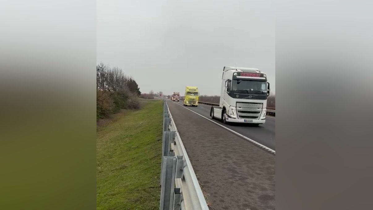 kamionok budapest felé