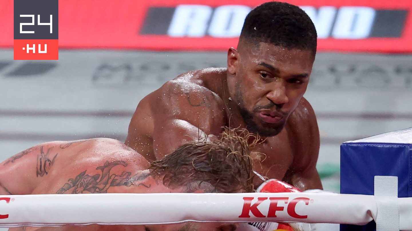 Ketten meghaltak abban az autóban, amelyben Anthony Joshua is utazott