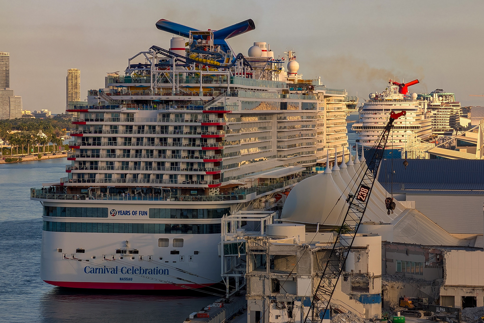 miami kikötő óceánjáró