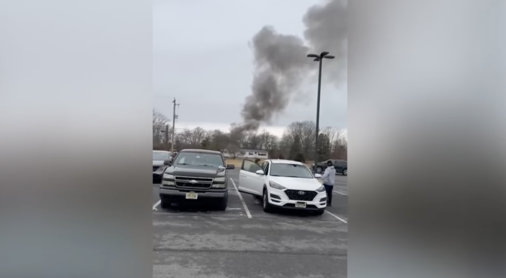 A levegőben ütközött össze két helikopter