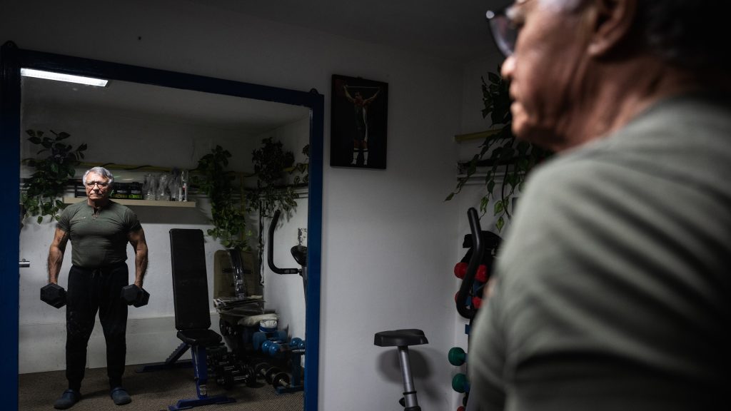 „Az orvos már a legrosszabbra készített fel, de pofára esett” – József 77 évesen keményebben edzi magát, mint a fiatalok