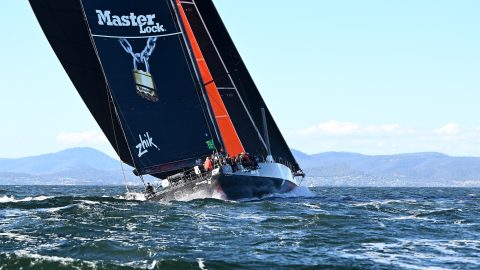 A győztes Lock Comanche és legénysége a Sydney-Jobart vitorlásversenyen.