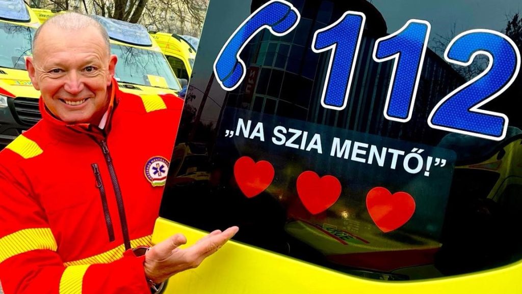 Na szia mentő! – kollégái „apu”-nak becézik a mentésirányítót, akinek hangját mára milliók ismerik