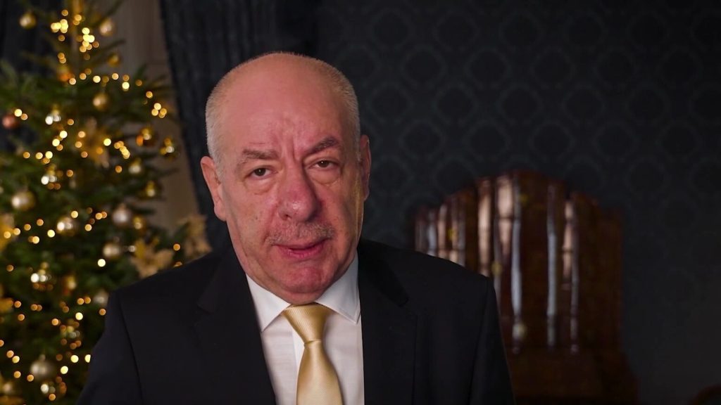 Krasznahorkai Lászlóról, Kapu Tiborról és magyarokat mentő külföldiekről is beszélt Sulyok Tamás karácsonykor