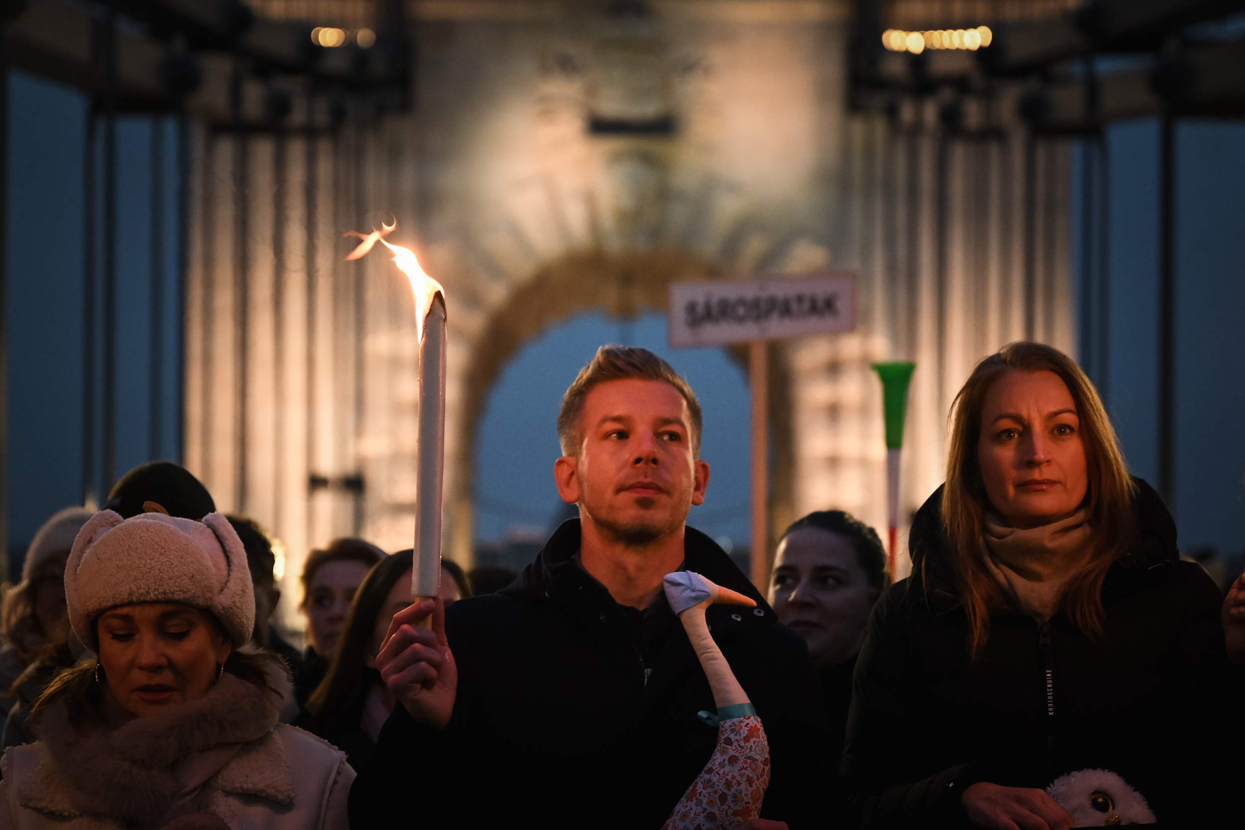 A menet eleje a Lánchídnál, a vége az Erzsébet-téren 1