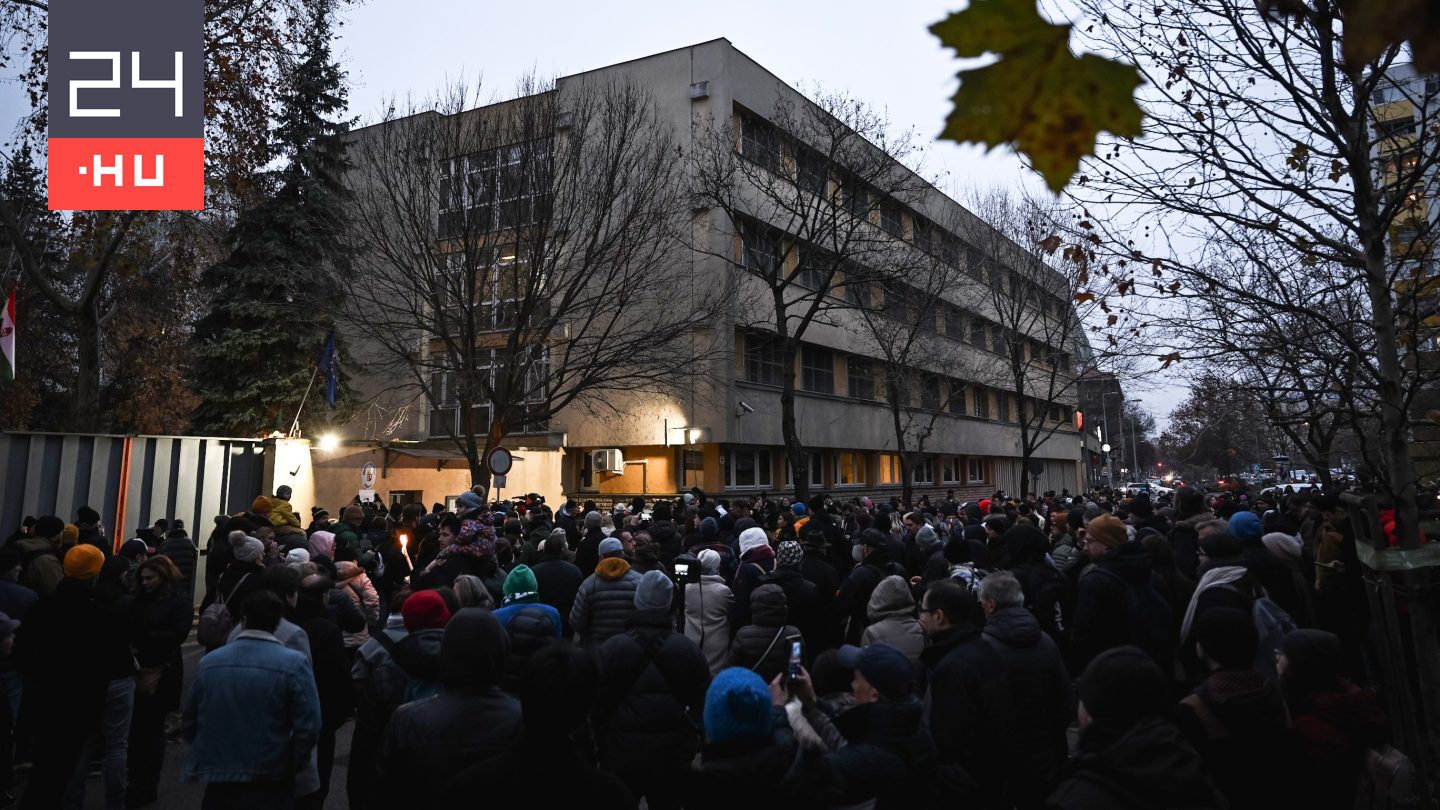 Hadházy Ákos: A csend néma ijesztőbb a hatalom számára