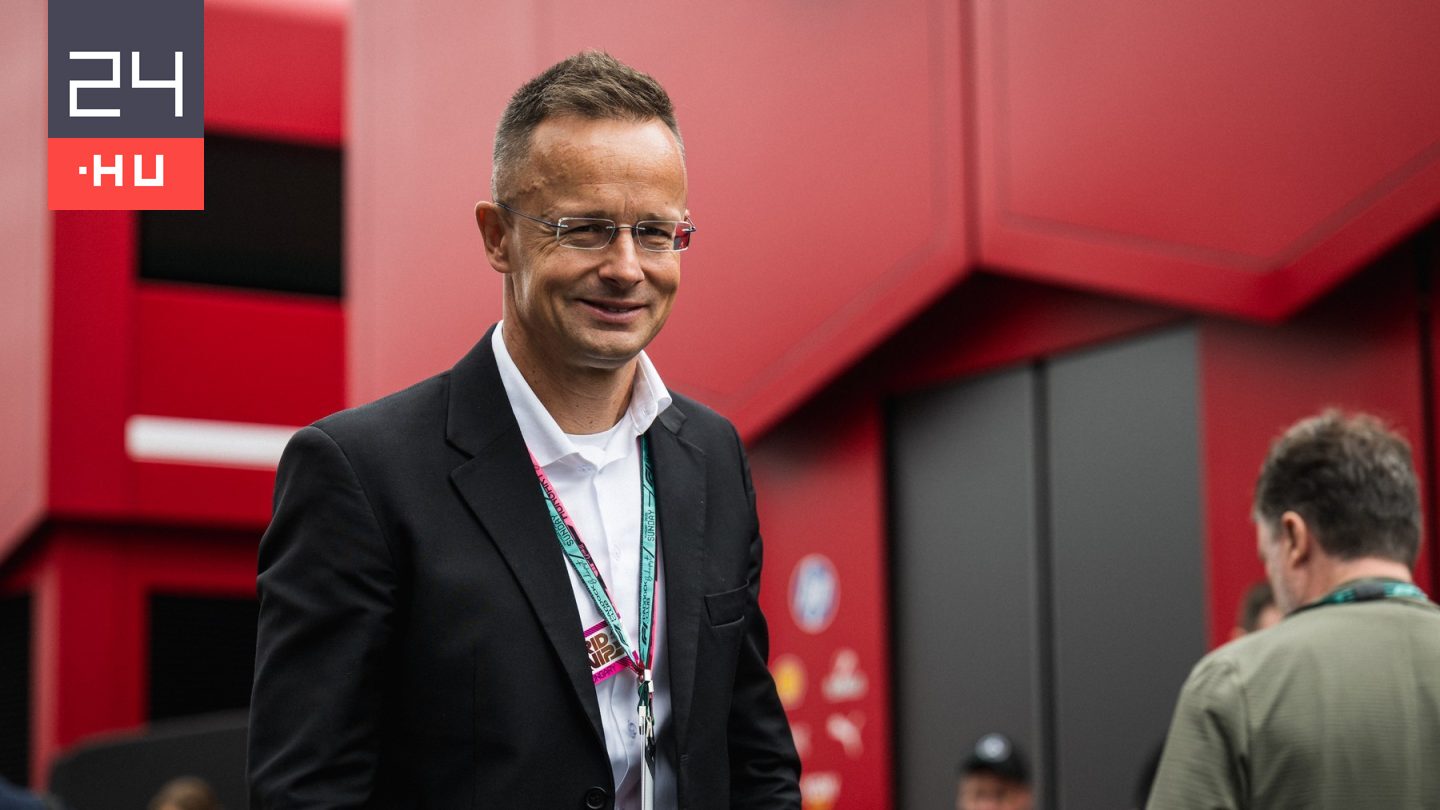 Szijjártó üzleti-vállalati delegációval utazik ma Moszkvába