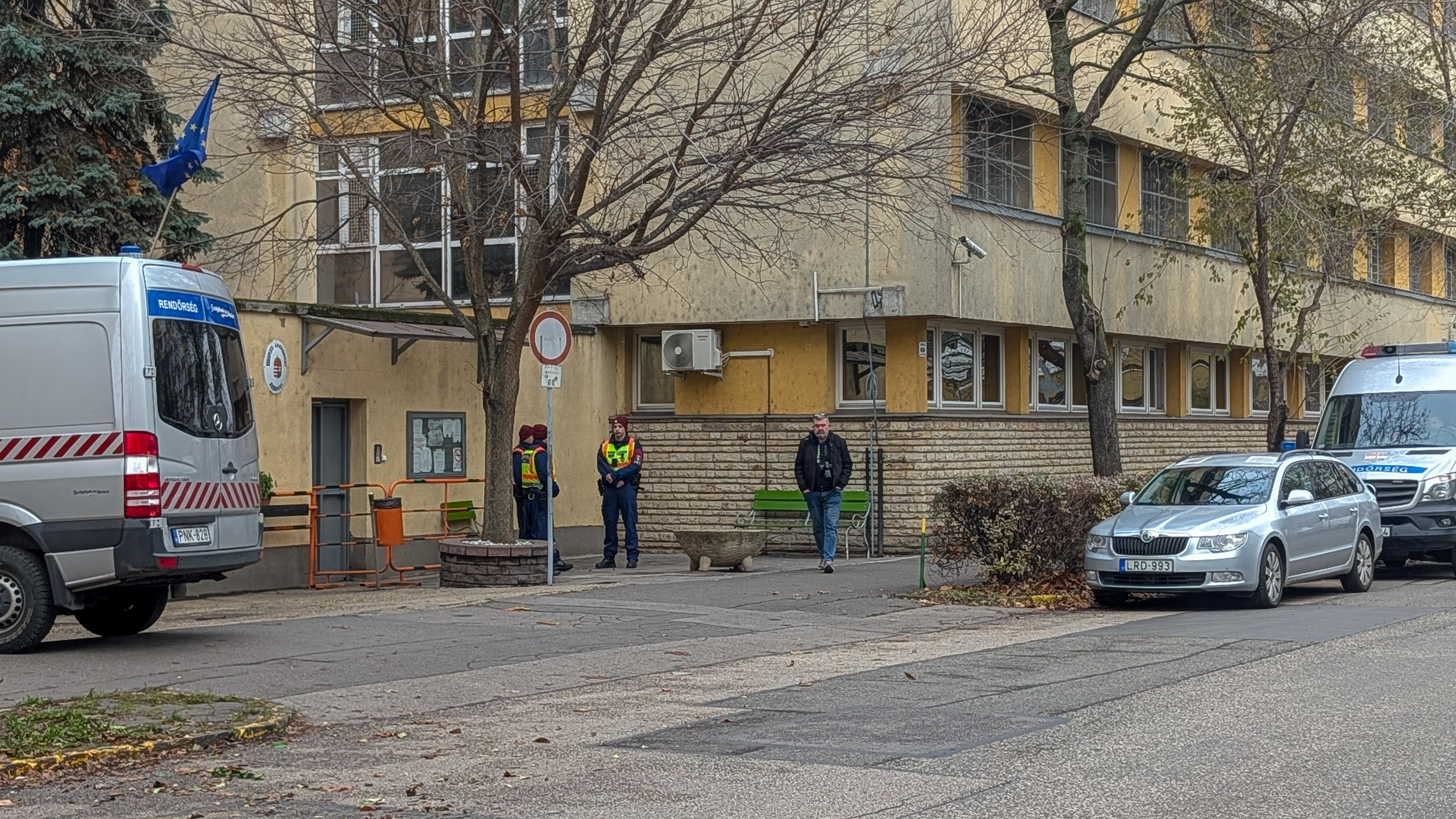 Szőlő utcai javítóintézet: ügyészségi akció, több helyszínen – képek 1 szőlő utca javítóintézet rendőrség