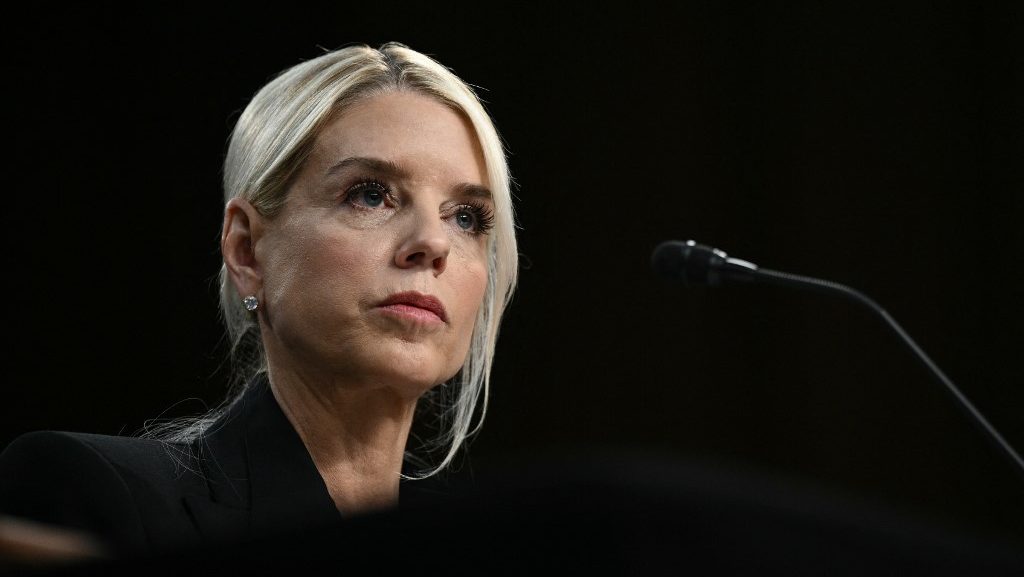 Amerikai legfőbb ügyész: Az amerikai igazságszolgáltatás haragja vár a venezuelai elnökre és feleségére