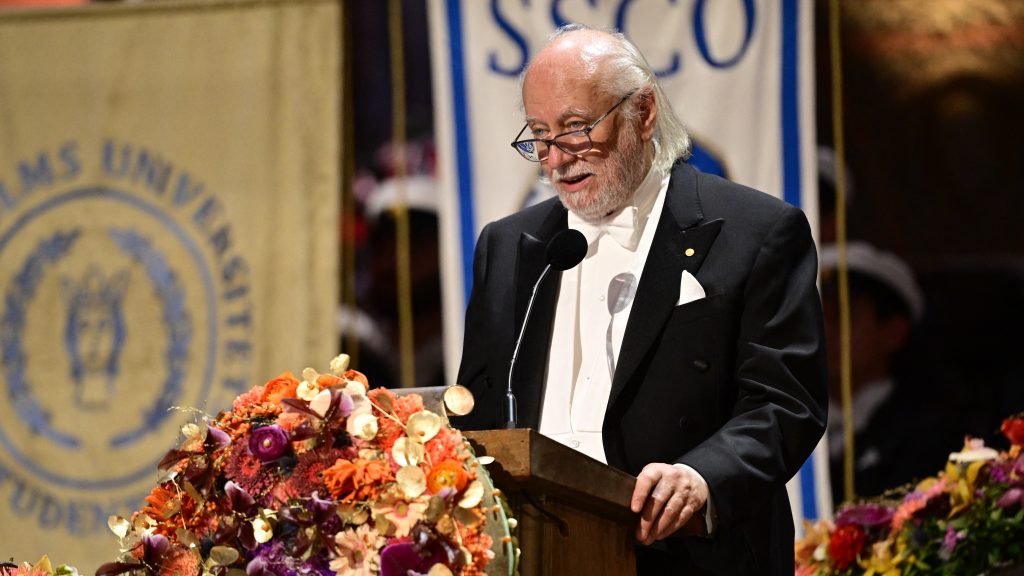 Krasznahorkai előtt ötven évvel akár Juhász Ferenc, Weöres Sándor, vagy Illyés Gyula is kaphatta volna az irodalmi Nobelt