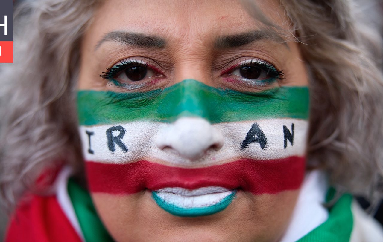 Az iráni elnök külföldi ellenségekre fogja a tüntetéseket, de hajlandó tárgyalni