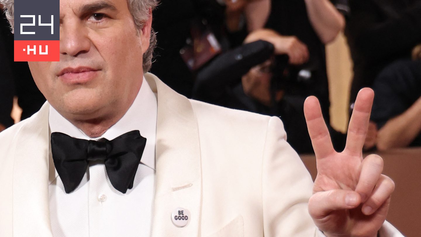 ICE-ellenes kitűzőt viseltek a sztárok a 2026-os Golden Globe-on