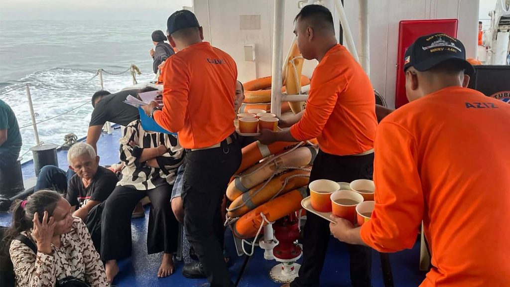 Elsüllyedt egy komp a Fülöp-szigeteknél, legalább 15-en meghaltak