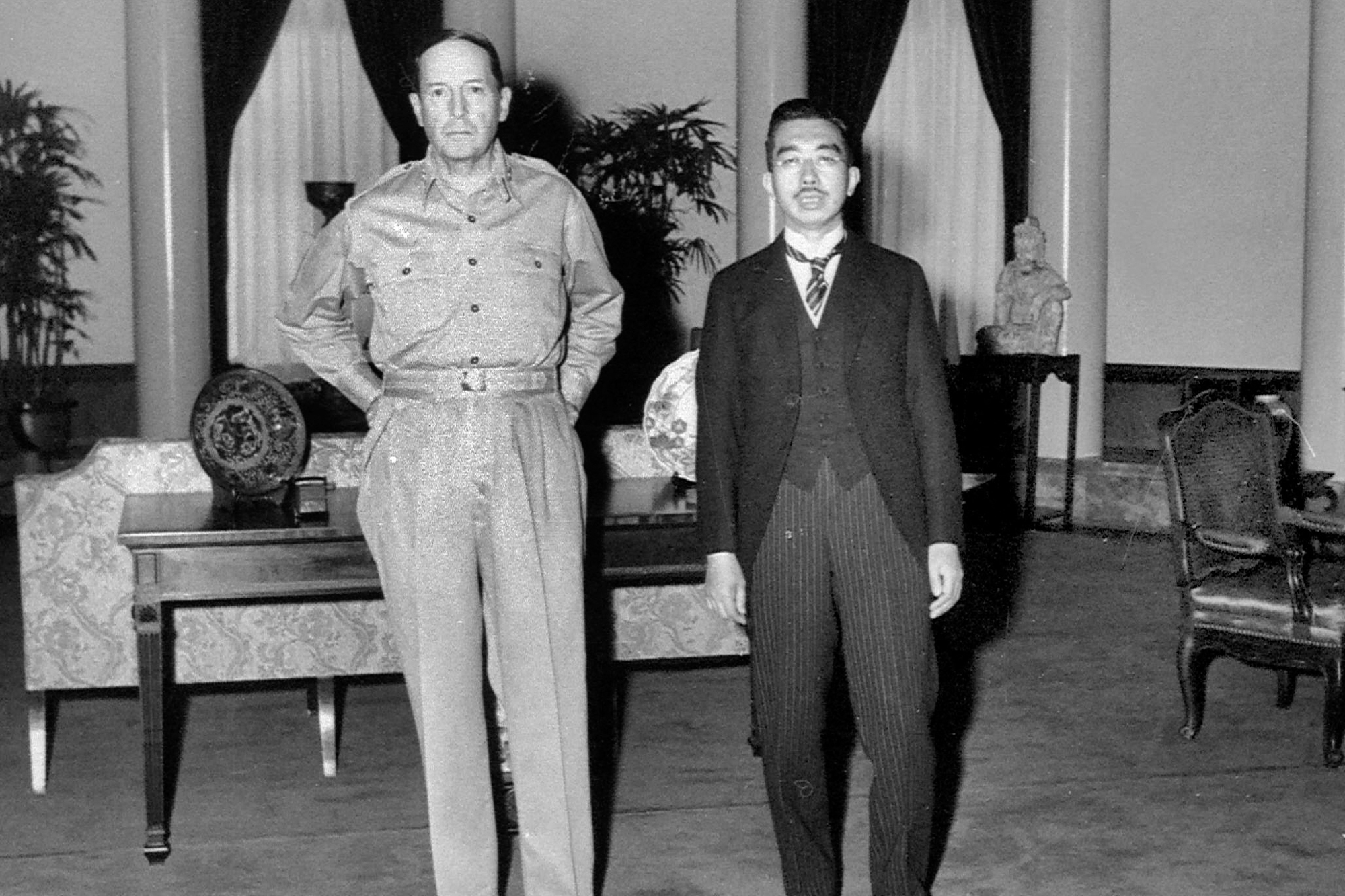 A császár megúszta, a kormányfőt kivégezték Japánban 1