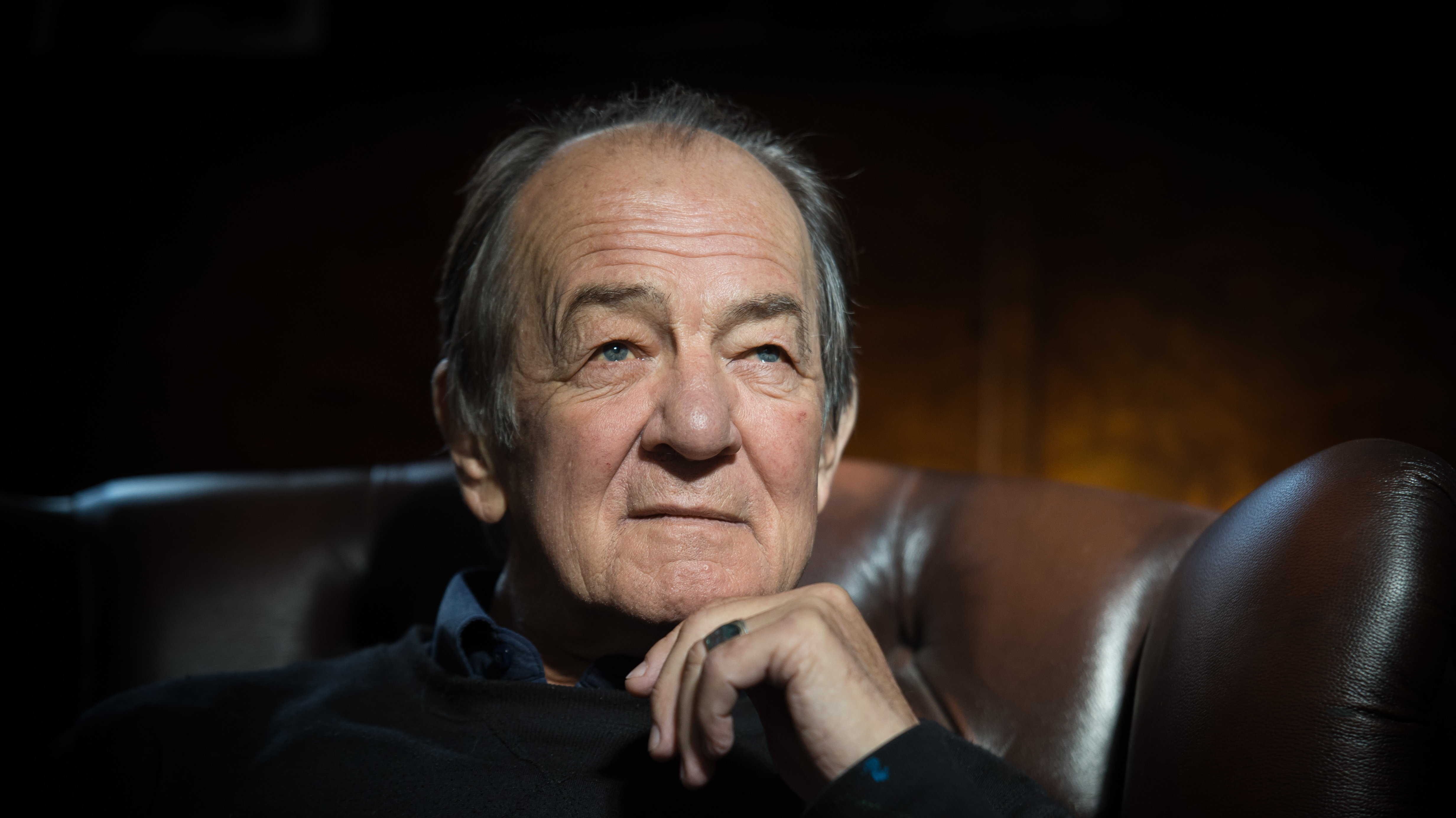 Aknay János festőművész