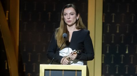 Rúzsa Magdi beszél a Prima Primissima díjátadó gálán a Müpában 2024. december 6-án.