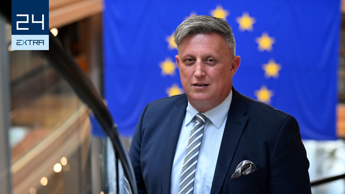 Nem emel vádat az ügyészség a nőverő Győrffy Balázs ellen, aki jóvátételt fizetne az orrcsonttörést szenvedő áldozatának