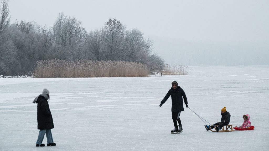 Elmarad a hétvégi Balaton-átcsúszás, mert nem biztonságos a jég