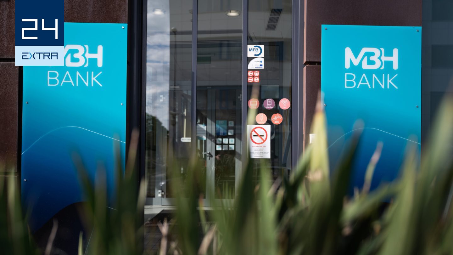 „Mi történik a számlámon?” – a bankfiókban ült, és az MBH-s ügyintézővel tárgyalt, amikor lenyúlták a pénzét