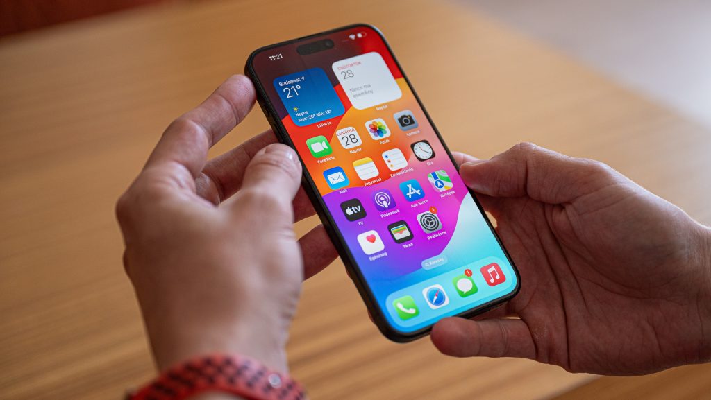 Végre megoldják az androidos mobilok és az iPhone-ok egyik legnagyobb problémáját