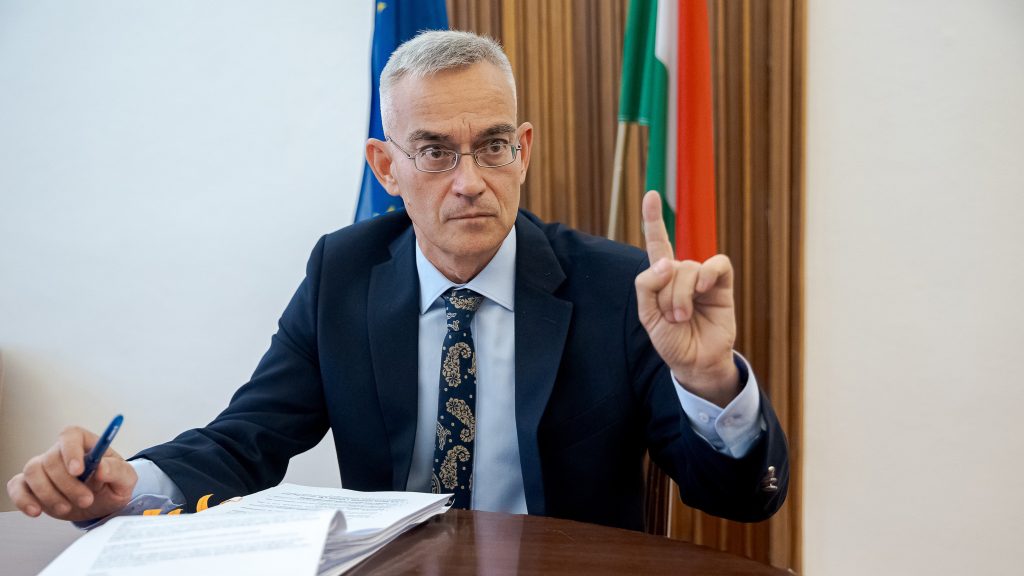 Nem tudta kivéreztetni a kormányzat a bíróságokat a késedelmek büntetésével