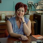 Bacskó Tünde a Bróker Marcsi símű sorozatban.